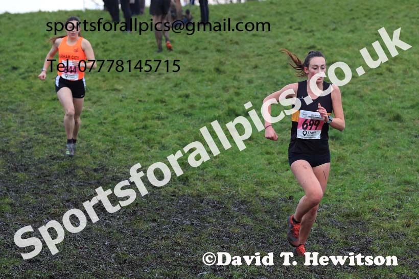 Senior womens 2023 North Eastern Cross Country Champs., Temple Park, South Shields. Photo: David T. Hewitson/Sports for All Pics